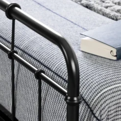 Queen Holland Metal Platform Bed With Headboard Black - South Shore -Nexera Furniture Store GUEST 5d2f735c f50c 48de b0ed bcff1058fd21