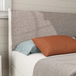 Roundhill Furniture Feeney 2-Piece Bedroom Set, Platform Bed With Nightstand, Cream White, Queen -Nexera Furniture Store GUEST a0123389 d99d 41a3 b240 2619e149a1d6