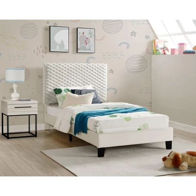 Roundhill Furniture Findlay Bedroom Set, Plush 3D Upholstered Bed With Nightstand, 2-Piece 19 Roundhill Furniture Findlay Bedroom Set, Plush 3D Upholstered Bed With Nightstand, 2-Piece - Image 17